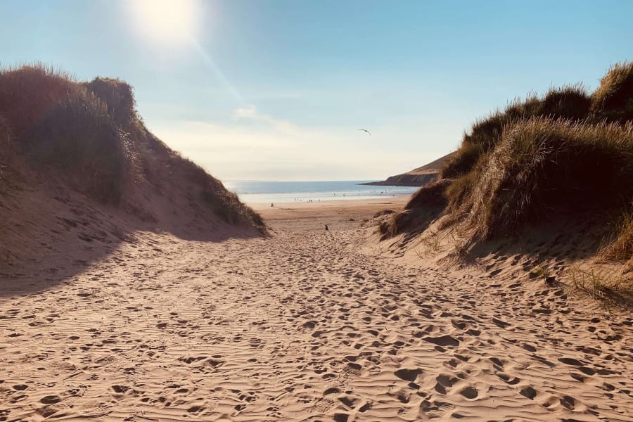 carl-beech-u9S7ORO-7Fg-unsplash (1)
