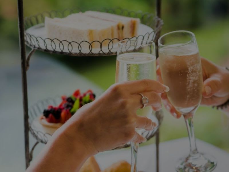 Black friday sale: prosecco tea