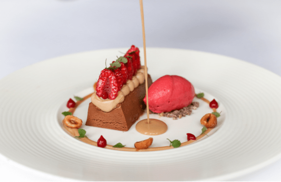 Chocolate delice, hazelnut monte, raspberries 4